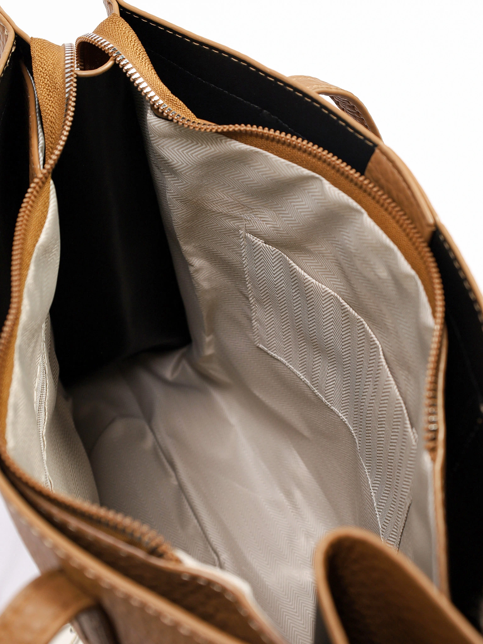 Сумка-тоут с плоскими ручками с декоративным платком в ассортименте